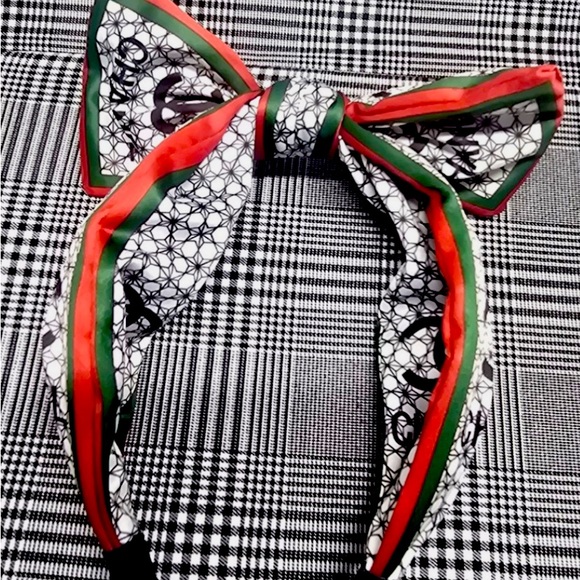 Chanel womens Headband - Picture 5 of 5